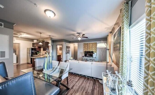 Building Photo - 3 bedroom in Katy TX 77450
