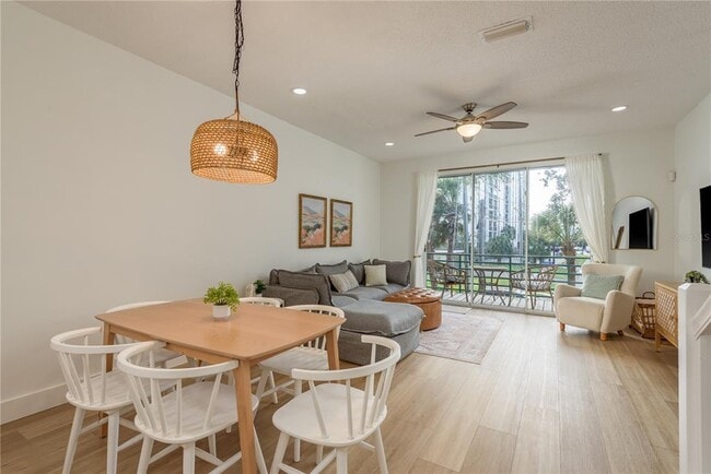 Building Photo - 320 Island Way