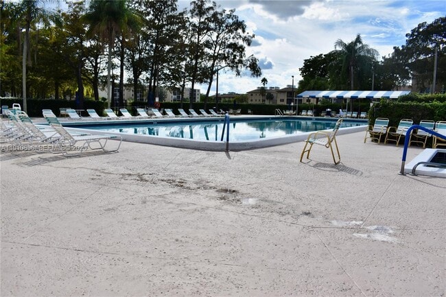 Building Photo - 7860 NW 50th St