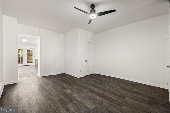 Building Photo - 3126 N 35th St