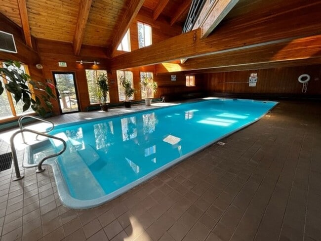 Building Photo - Long Term Rental- Timber Ridge Condos #504A