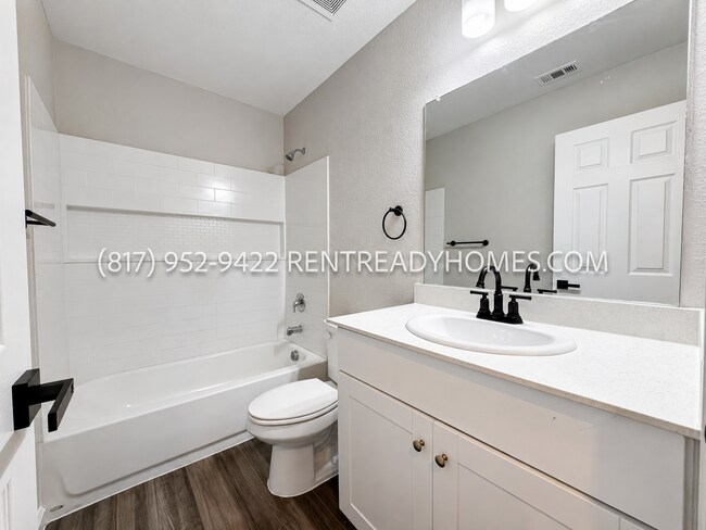 Building Photo - 419 Covington Cv