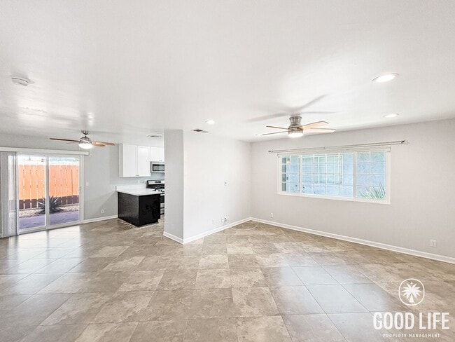 Building Photo - Beautiful 2BD/2BA Condo in El Cajon W/ A/C, W/D, Covered Back Patio, & Community Pool!