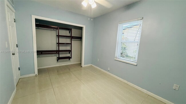 Building Photo - 2318 Washington St