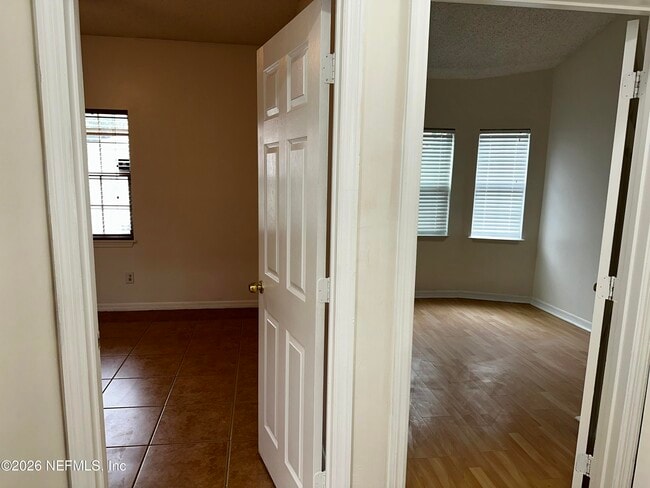 Building Photo - 6160 Chambore Ct