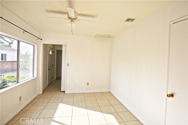 Building Photo - 1207 S 10th Ave