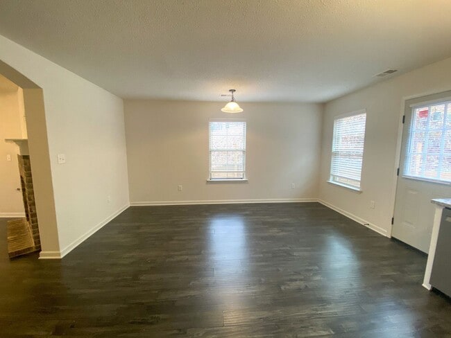 Building Photo - 4 bed, 3 bath built in 2021 in Somerville