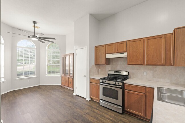 Building Photo - 3651 Woodlace Dr