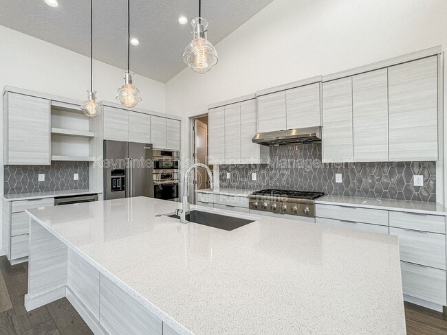 Building Photo - 7024 E Los Carneros Dr