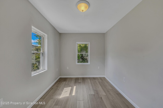 Building Photo - 514 Stipp Ct