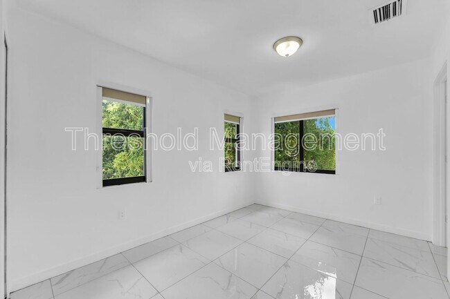 Building Photo - 1776 NW 68th Terrace