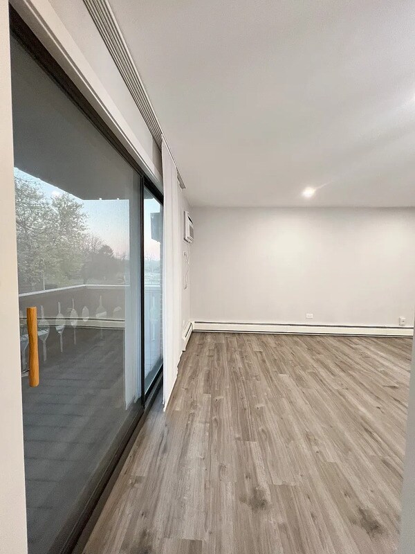 Building Photo - 6 Parkside Ct