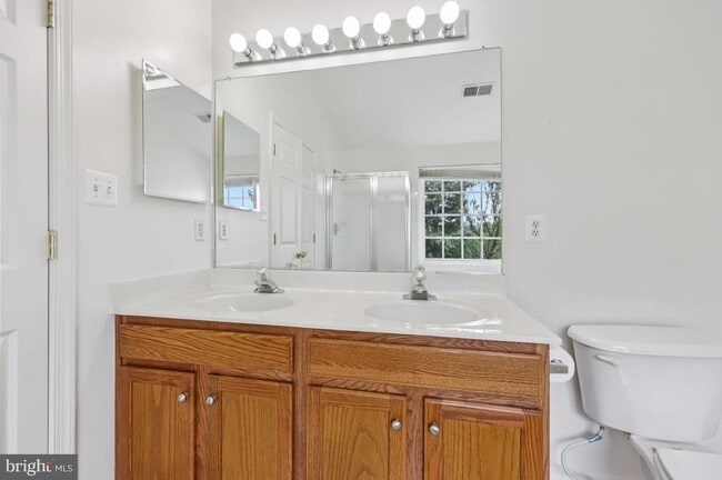 Building Photo - 6310 Cullen Pl