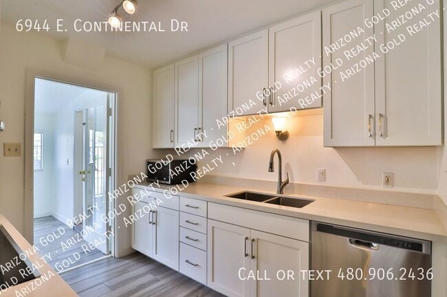 Building Photo - 6944 E Continental Dr