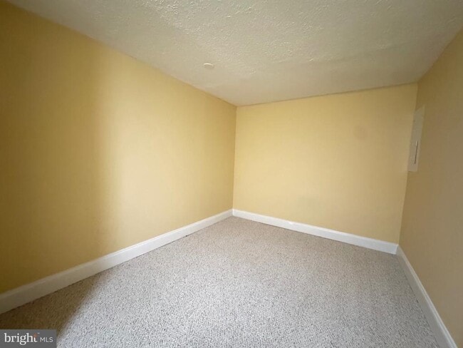 Building Photo - 11720 Stonegate Ln