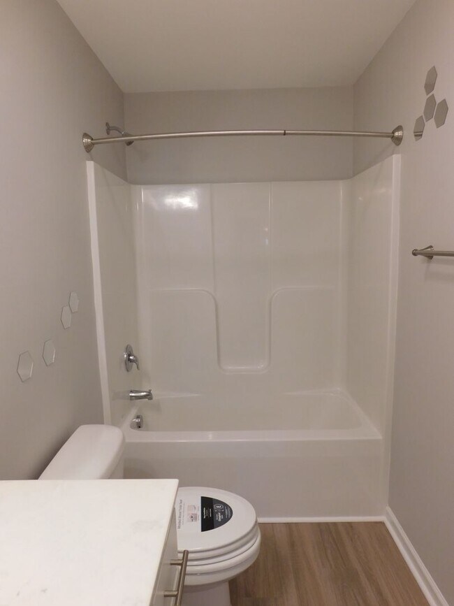 Building Photo - 500 Odham Ln