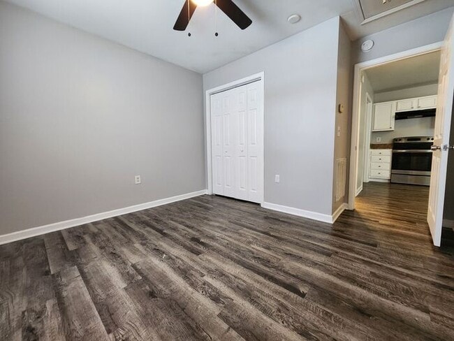 Building Photo - MOVE IN SPECIAL - HALF OFF 1ST MONTHS - All Electric 1 Bedroom 1 Bathroom