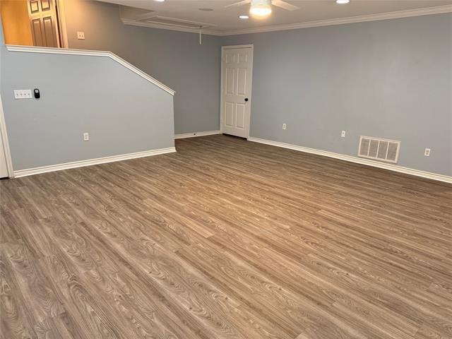 Building Photo - 1824 Western Ave