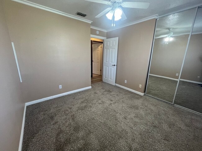 Building Photo - Spacious 4bed 2bath home in Elverta!