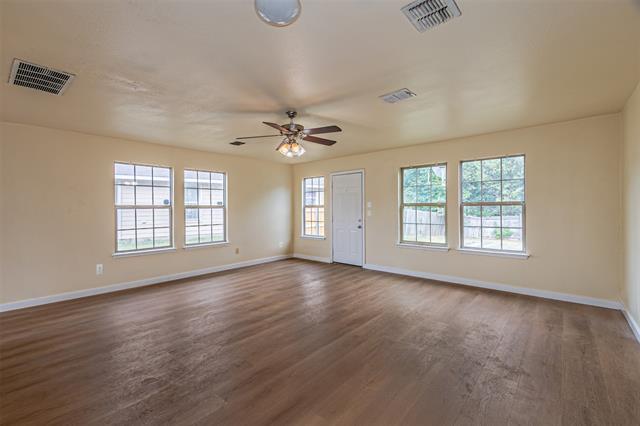 Building Photo - 1620 Red Cloud Dr