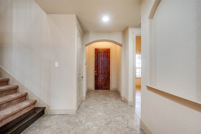 Building Photo - 24111 Valencia Ridge Ln