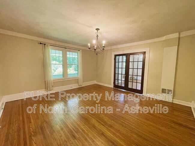 Building Photo - 109 Forest Hill Dr