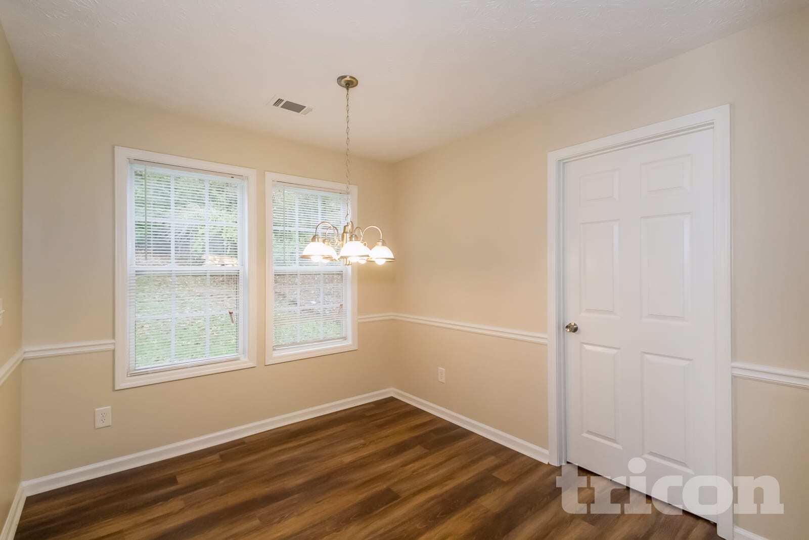 Building Photo - 165 Aspen Forest Dr