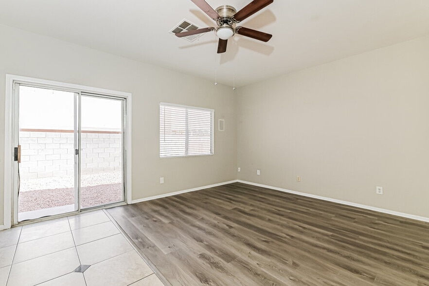 Building Photo - 5912 Crumbling Ridge St