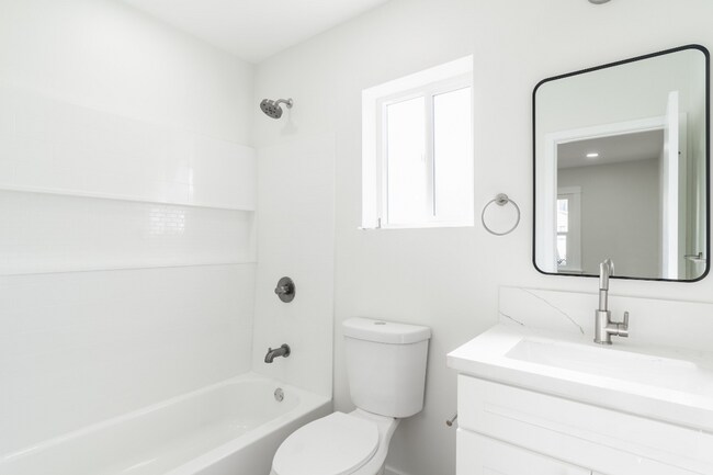 Building Photo - Welcome to your beautifully renovated single level home in the heart of Oceanside!