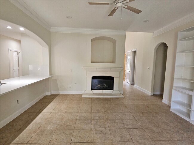 Building Photo - 12503 Rosewood Way Ln