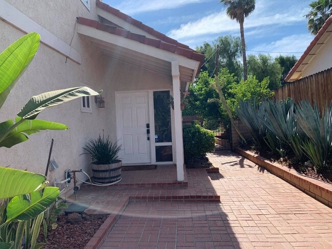 Front Door - 20305 Klyne St