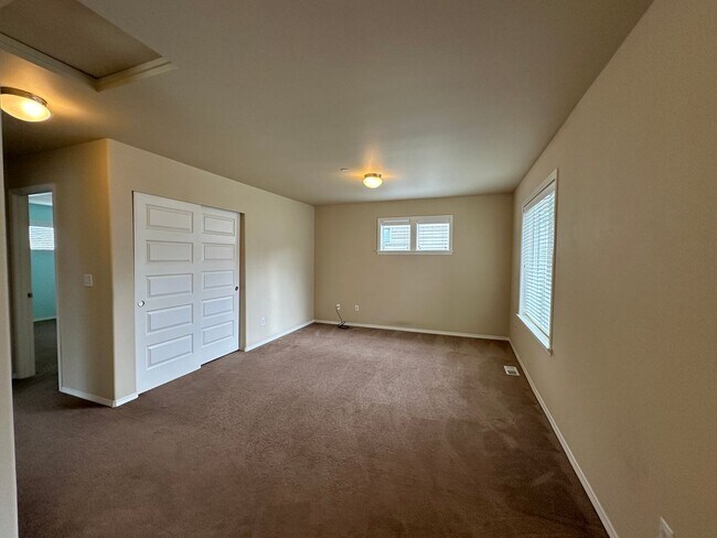 Building Photo - 3021 McNeil St