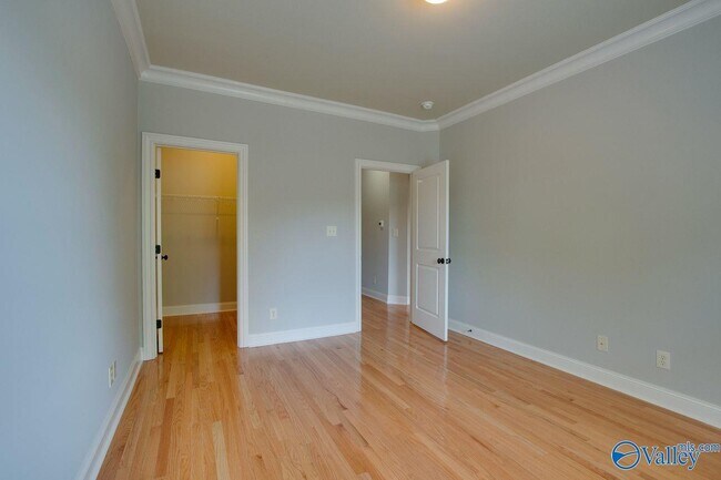 Building Photo - 6421 Lincoln Park Pl NW
