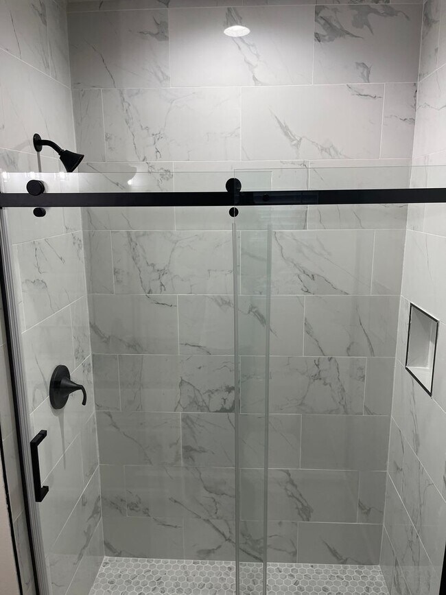 Building Photo - Beautiful New Construction Home