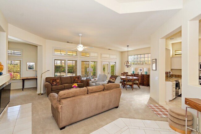 Building Photo - 37948 Breeze Way