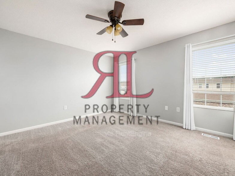 Building Photo - 6071 Phar Lap Dr