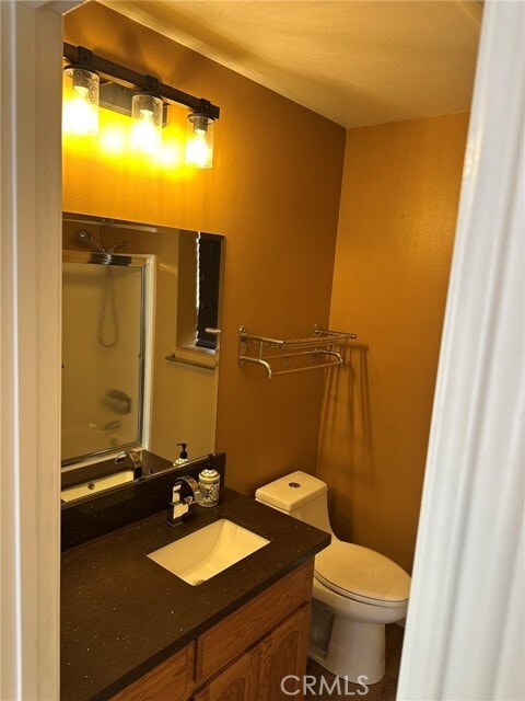 Building Photo - 137 E Country Club Blvd