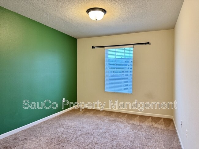 Building Photo - 10010 NW Bartlett Loop