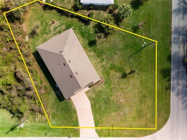 Building Photo - 616 Posadas Cir