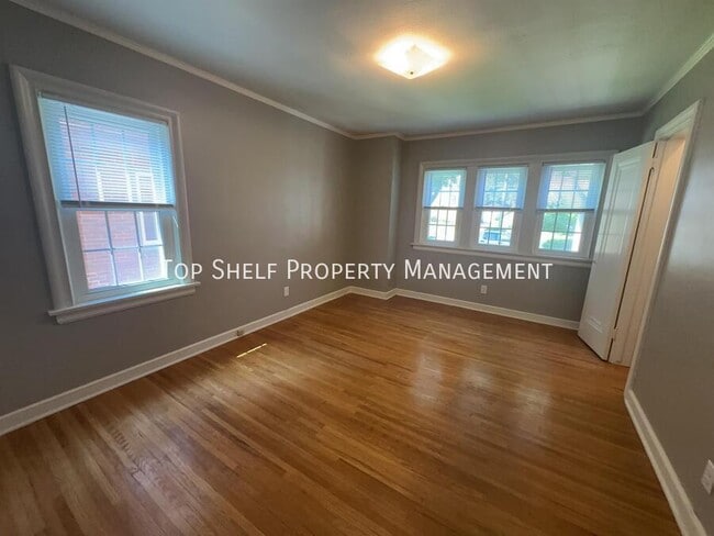Building Photo - 2809 43rd St