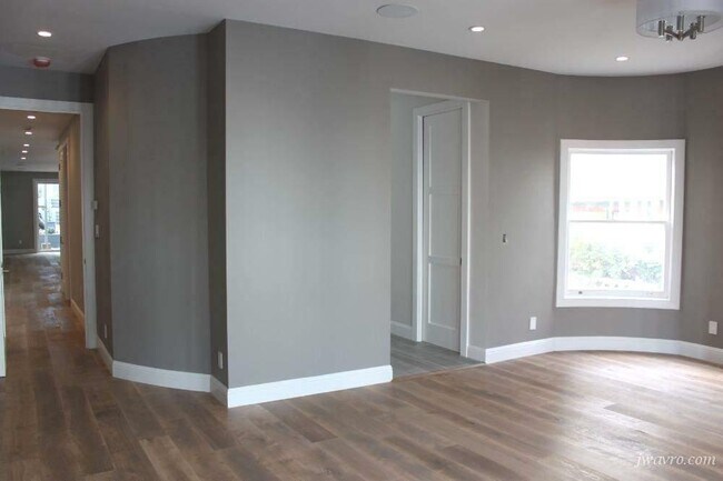 Building Photo - 2067 Green St