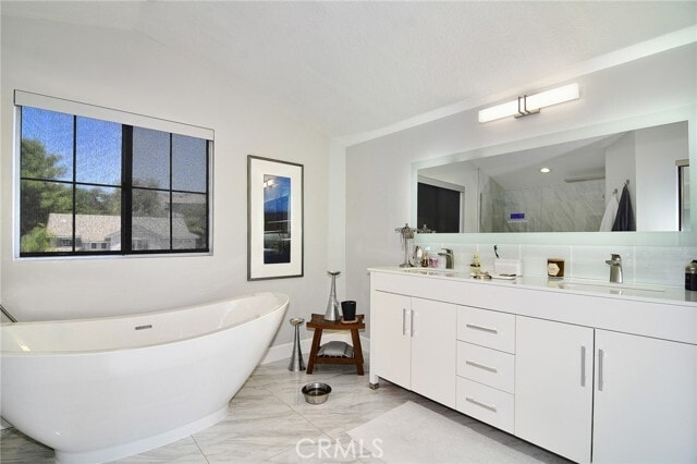 Building Photo - 24574 Overland Dr