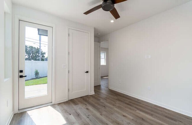 Building Photo - H012-KENWATER