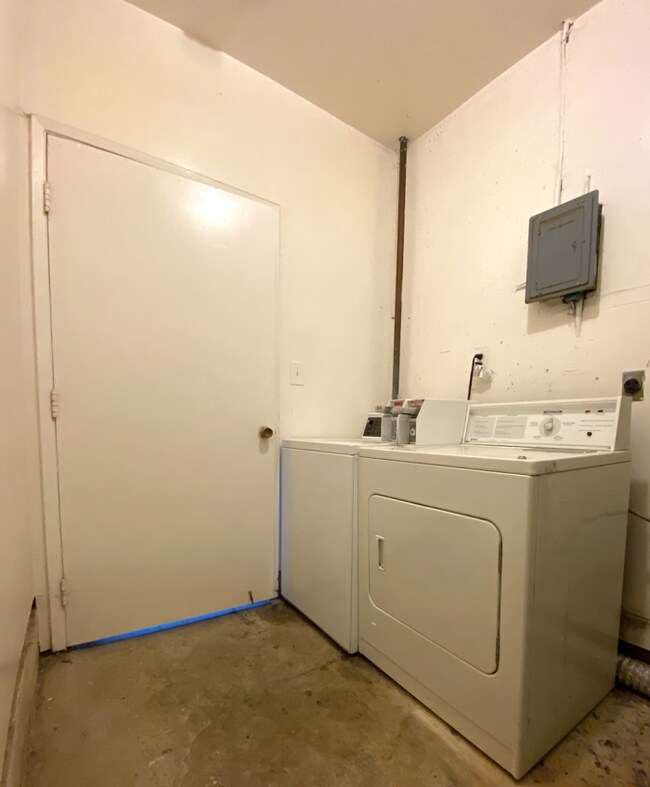 Building Photo - 1 bedroom in San Francisco CA 94118