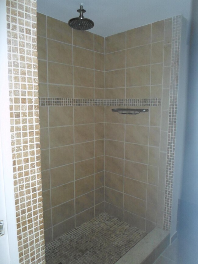 Building Photo - 1674 Forest Lakes Cir