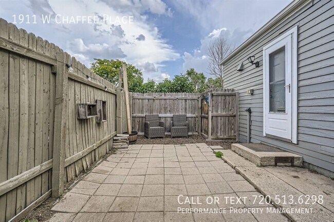 Building Photo - 1911 W Chaffee Pl