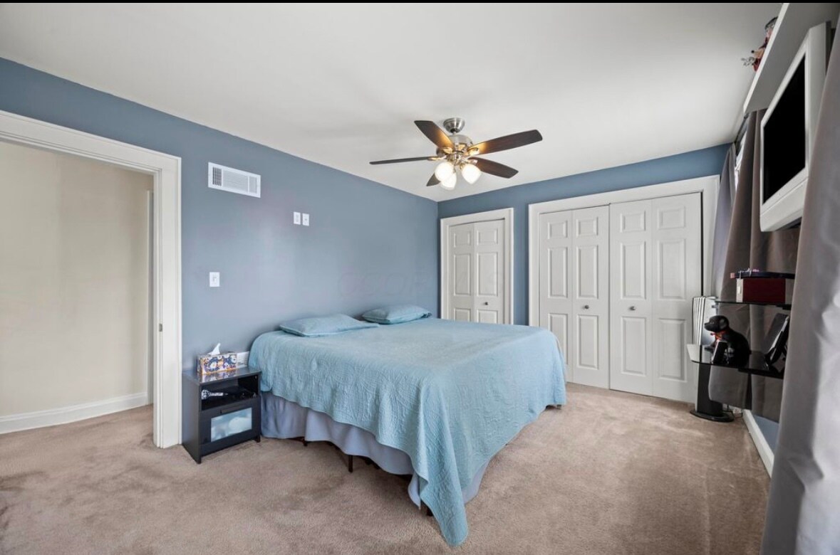 Primary BR 2 - 402 Southwood Ave