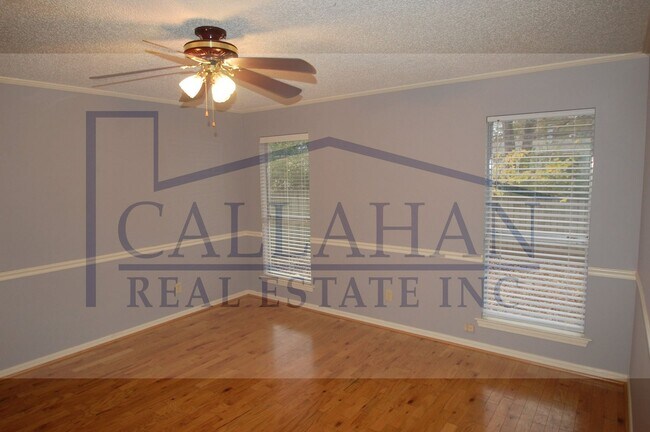 Building Photo - Sherwood 3 Bedroom Home
