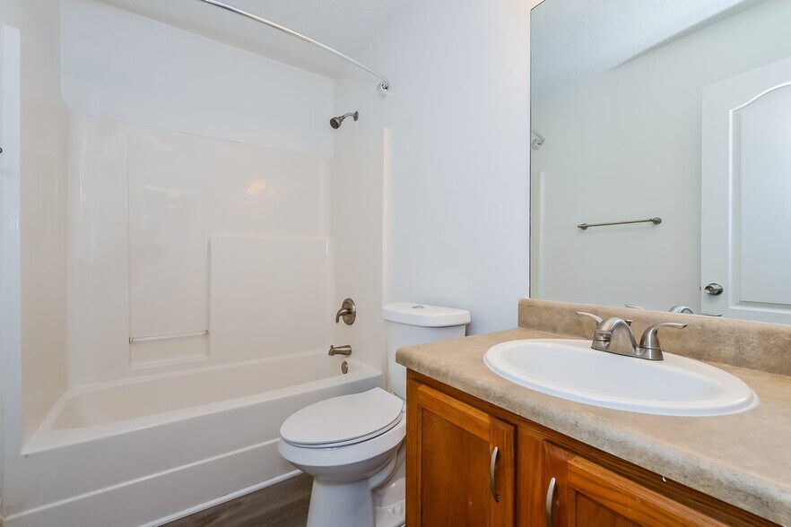 Building Photo - 1236 Jasmine Way