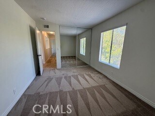Building Photo - 10 Mountain Ash
